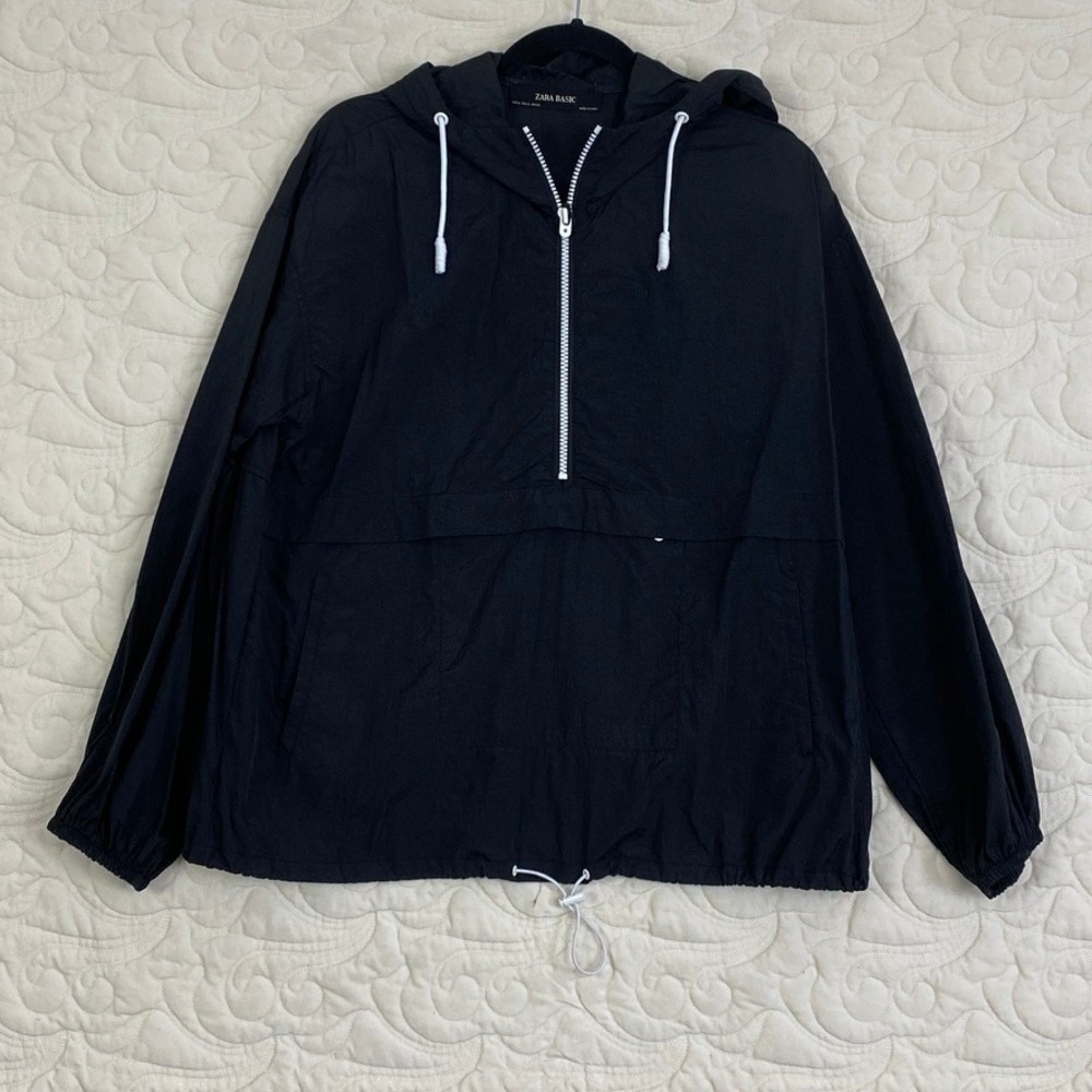 Zara Basic Black Nylon Half Zip Windbreaker Hooded with Kangaroo Pocket Medium